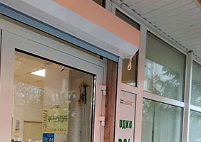 Проектирование и монтаж роллеты на дверь для аптеки в г. Краснодар